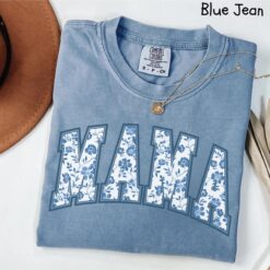 cute mom shirt with bow design for mothers day gift vintage aesthetic chinoiserie style comfortable womens tee lyrzv scaled