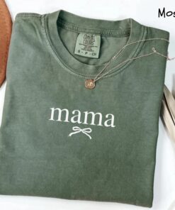 cute mom shirt with bow for mothers day best mom ever gift girly aesthetic t shirt funny mom life apparel f5f6s