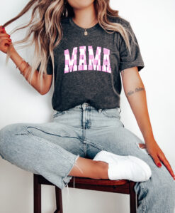 cute pink checkered mama t shirt trendy mother tee for mothers day gifts funny mom shirt perfect for mom life 7m37m