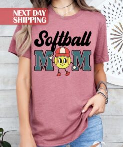 cute softball mom shirt retro tee for softball season best mom ever shirt for softball games and events 4oxxf