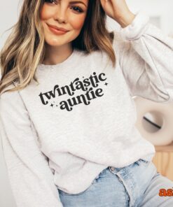 cute twin auntie sweatshirt twintastic crewneck for new twin aunts sister of twins gifts for twin moms ghrf3