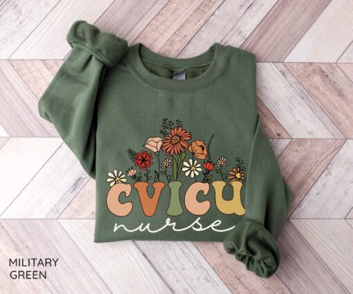 cvicu nurse sweatshirt cardiovascular intensive care unit hoodie best gift for nurses crewneck apparel ezhlz