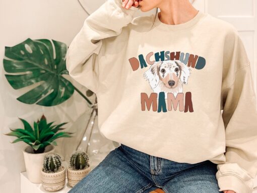 dachshund mama t shirt funny dog mom shirt for pet lovers unique dachshund gifts and dog lover apparel funhv