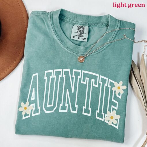 daisy aunt shirt for new aunts pregnancy reveal cute flower tee perfect for pregnancy announcement zgtcf scaled