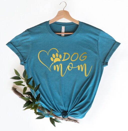 dog mom shirt for mothers day cute mom tee gift for new moms womens dog lover t shirt best dog mom ever shirt 7gn7w scaled