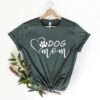 Dog Mom Shirt for Mothers Day Cute Mom Tee Gift for New Moms Womens Dog Lover T-Shirt Best Dog Mom Ever Shirt