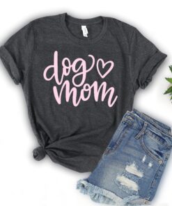 dog mom shirt for women funny dog mama tee personalized dog mom t shirt best gifts for dog lovers wx4jk