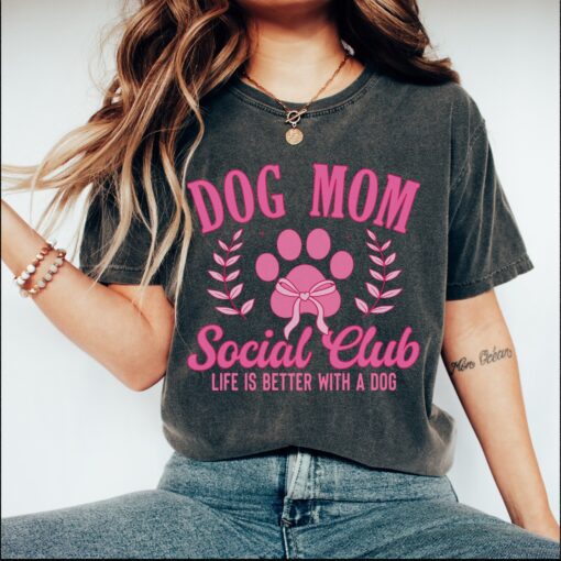 dog mom social club shirt funny dog mama t shirt for mothers day best mom ever gift for dog owners oopvn