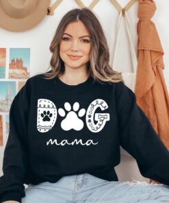 dog mom sweatshirt funny dog mama shirt best dog lover t shirt for mothers day gifts and dog mom life tt8dg