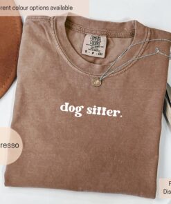 dog sitter shirt for dog moms and dads pet sitter gift dog walker t shirt comfort colors for dog daycare workers qwgfn