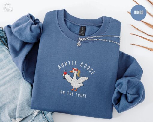 embroidered aunt sweatshirt for funny aunts club cool goose crewneck wine lover gift pregnancy announcement sweater