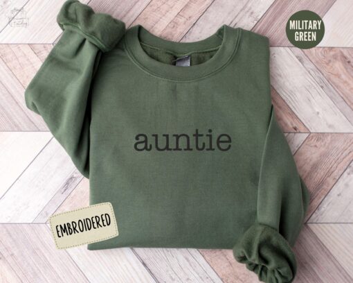 embroidered aunt sweatshirt new aunt hoodie minimalist aunt shirt mothers day gift for cool aunt pregnancy announcement djsh0