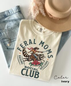 feral moms social club shirt funny raccoon graphic tee mom life t shirt trendy vintage apparel for moms mixlt