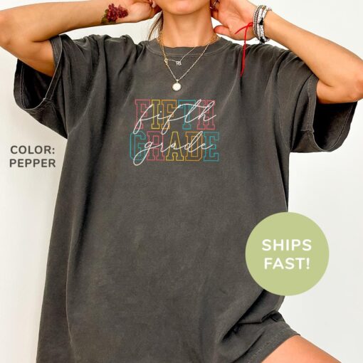 fifth grade retro teacher shirt for teacher appreciation day comfort colors 5th grade teacher gift bujvj