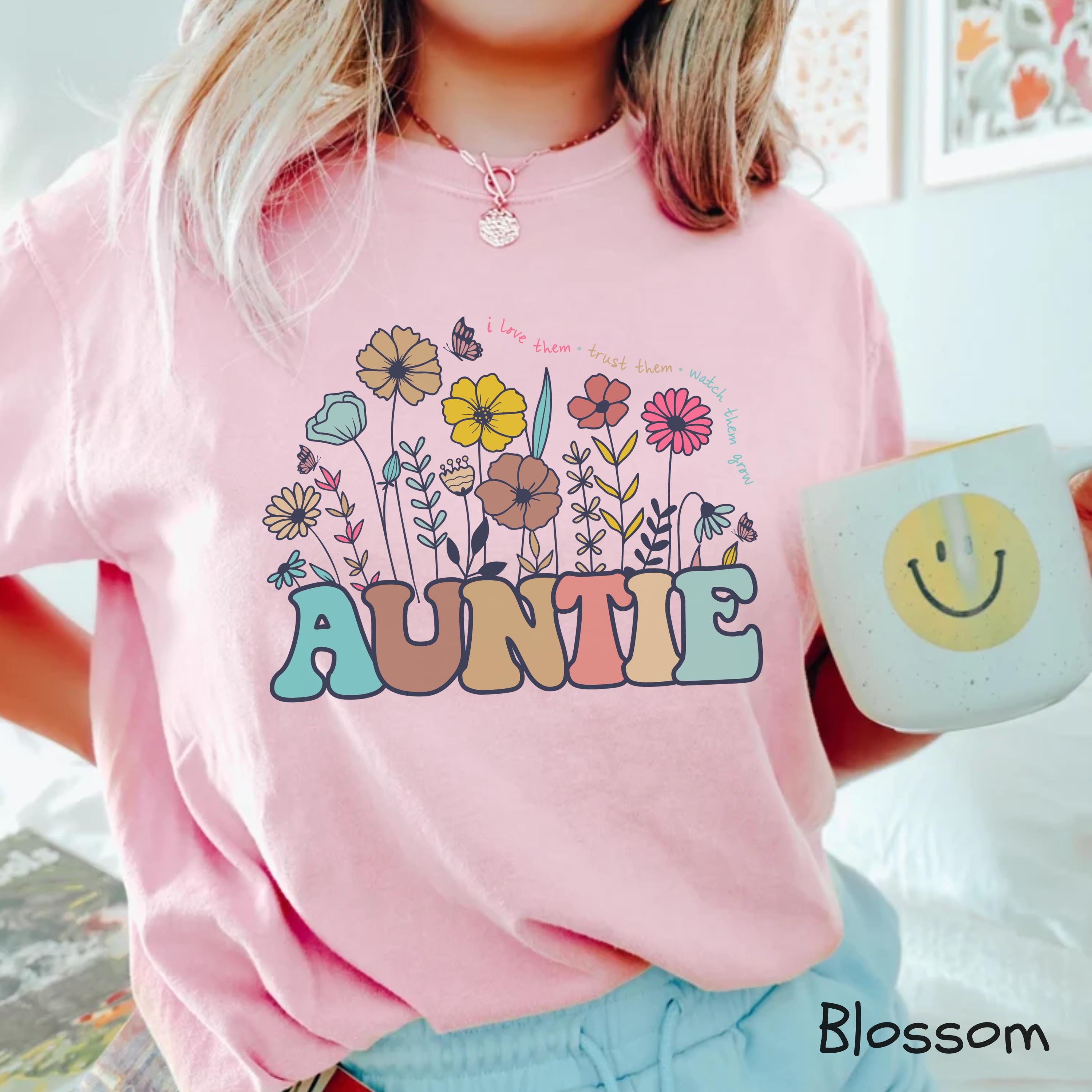 floral aunt shirt for pregnancy announcement new auntie gift cool aunt tee unique gift for expecting aunts m9bf6 scaled