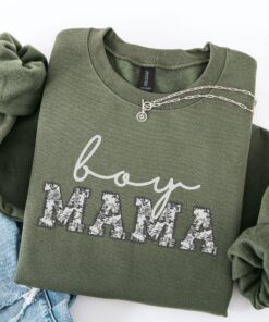 floral boy mom sweatshirt for new moms gender reveal and baby shower gifts cute mothers day top o2iuz