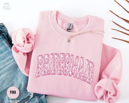 floral bridesmaid sweatshirt for bachelorette party matching group outfit toile du jouy getting ready attire qjtuf