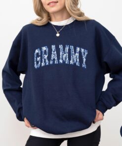 floral grammy sweatshirt for first time grandma mothers day gift cute granny crewneck shirt opws0