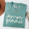 floral grandma shirt for new grandmas pregnancy reveal gift comfort colors gammie shirt unique christmas present mavau