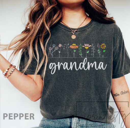 floral grandma shirt for pregnancy announcement and christmas gift unique grandma t shirt for grandparents jtfjm