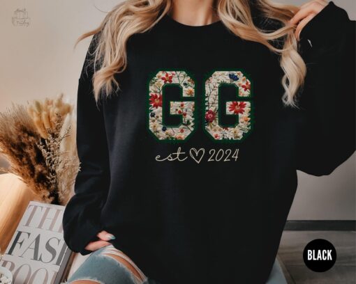 floral grandma sweatshirt est 2024 crewneck best grandma ever shirt mothers day gift for new grandmothers zowft