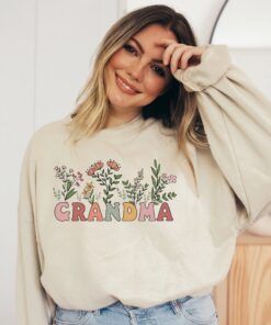 floral grandma sweatshirt for mothers day cute nana gift unique grandmother shirt new mom gift idea rliqv