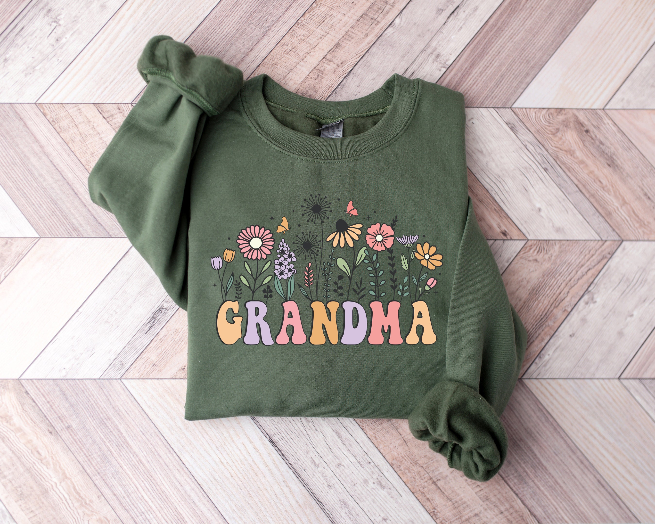 floral grandma sweatshirt for mothers day gift cute nana shirt unique granny gift new grandma apparel nzagg scaled