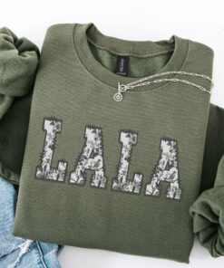 floral grandma sweatshirt for mothers day promoted to grandma shirt cute lala crewneck coquette style tcngs