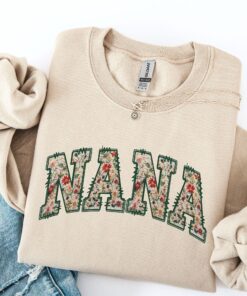 floral grandma sweatshirt personalized nana crewneck custom christmas gift for granny best mothers day shirt psl89