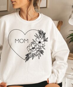 floral heart mom sweatshirt for mothers day best mom sweatshirt cute floral design comfortable mama shirt nrejh