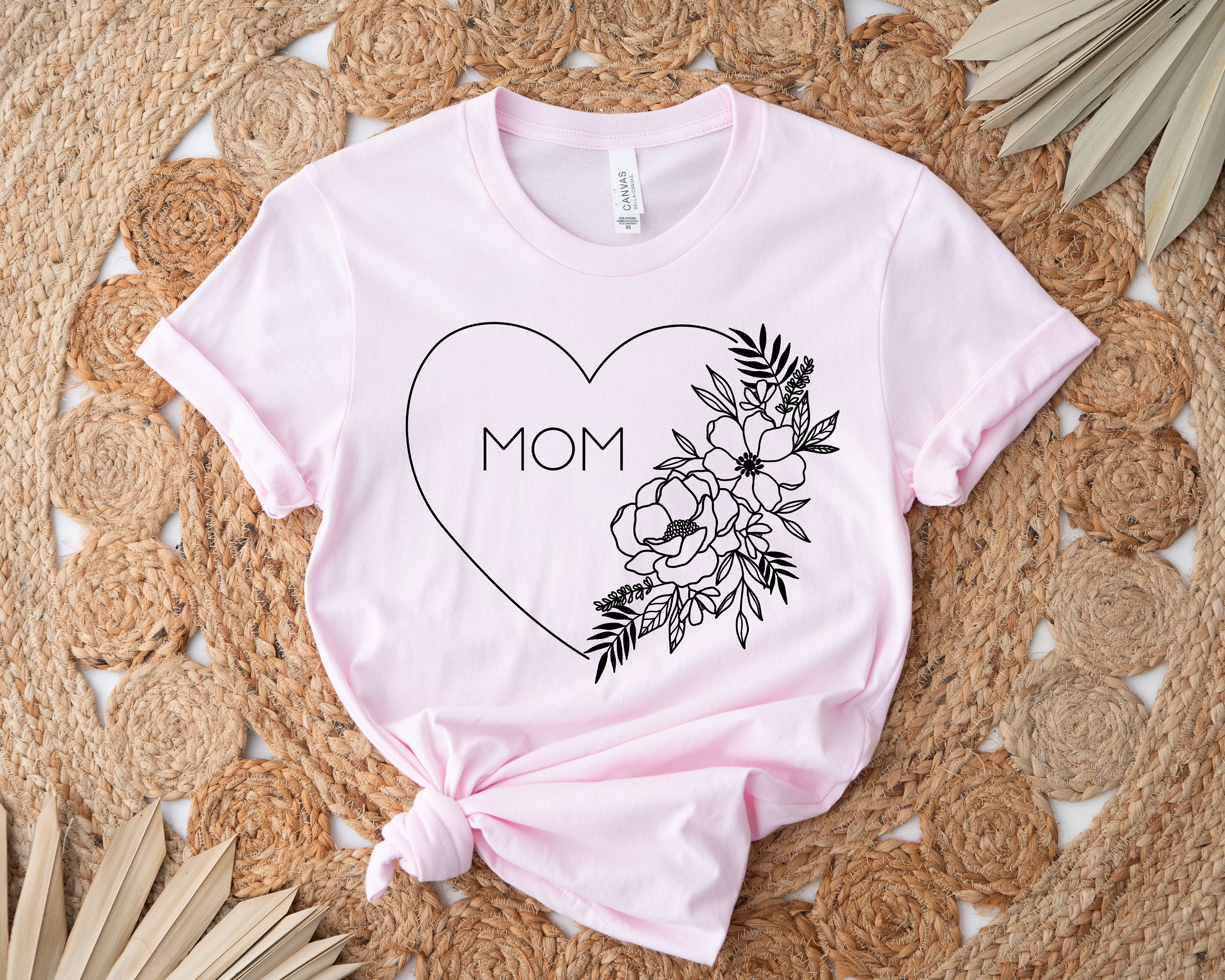 floral heart mom sweatshirt for mothers day best mom sweatshirt cute floral design comfortable mama shirt pysjj scaled