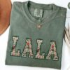 floral lala shirt for moms and grandmas cute t shirt for mothers day gifts aunt lala tee comfort colors design ekyhw