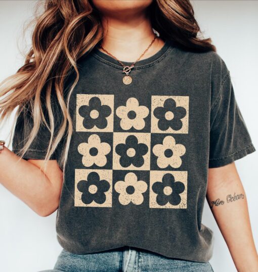 floral mama shirt retro daisy design cute mom life t shirt for mothers day unique gift for moms eds11