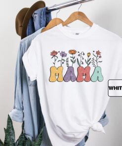 floral mama shirt with wildflowers retro design cute mom tee for mothers day unique gift for new moms mj1zu