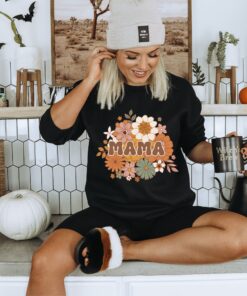 floral mama sweatshirt cute mom hoodie boho crewneck for new mom announcement trendy mom sweater gift for mothers day saj0d