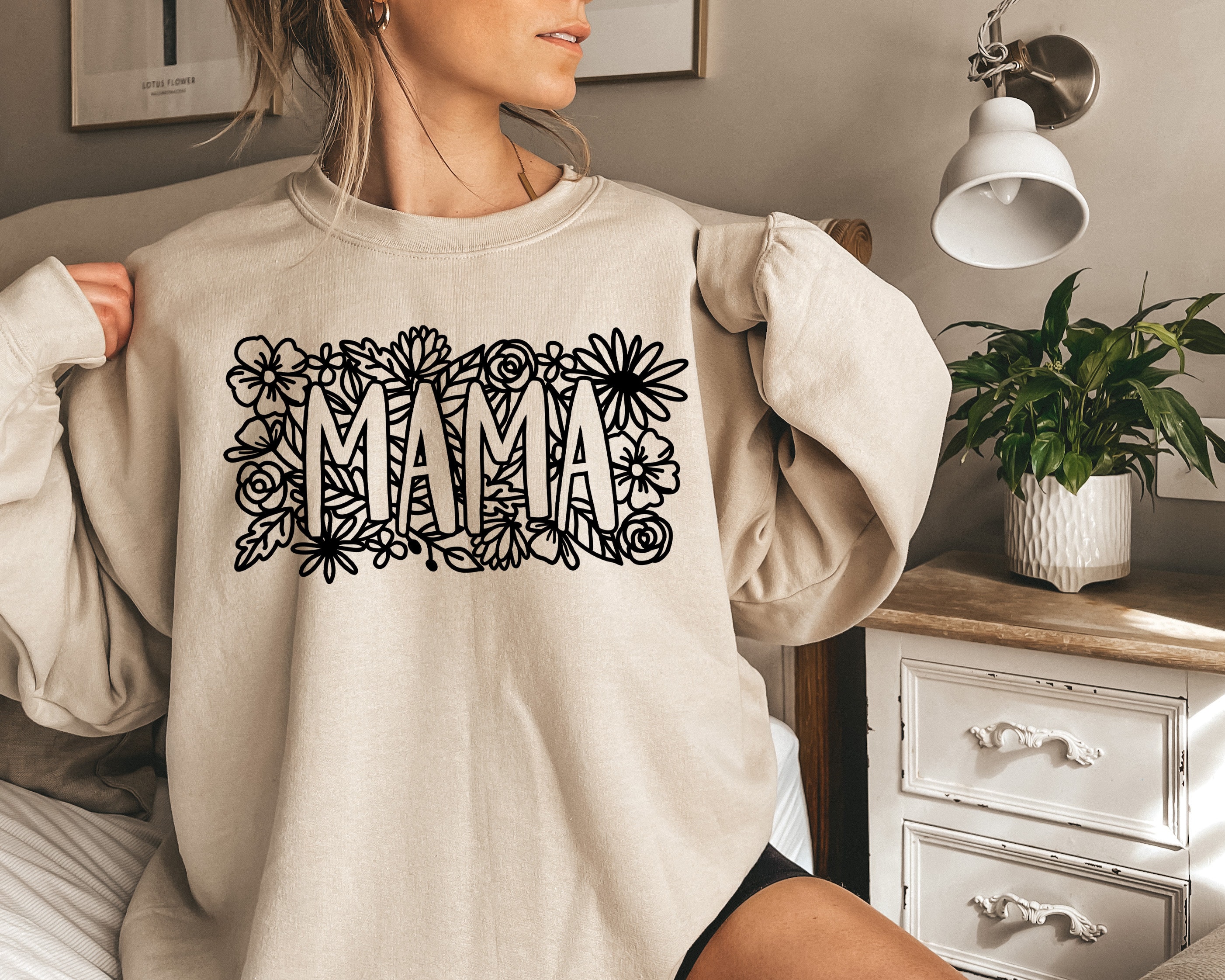 floral mama t shirt for mothers day cute mom shirt vintage style best mom ever tee for mom life and gifts qbwac scaled