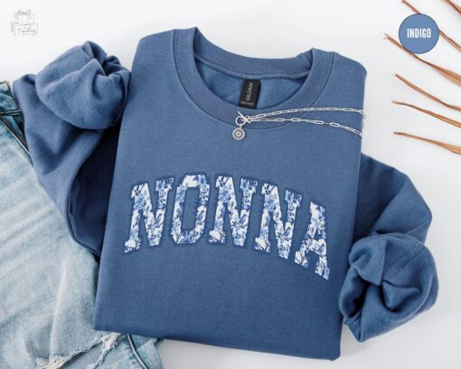 floral nonna sweatshirt italian grandmother shirt mothers day gift for grandma unique birthday gift for nonna wnfrc