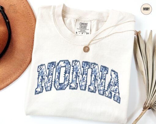 floral nonna t shirt for grandma italian grandmother birthday gift mothers day shirt comfort colors tee jvtpj