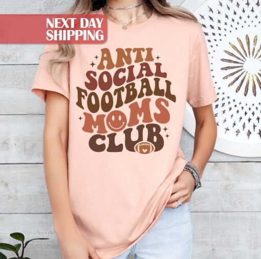 football mom shirt for game day sports mama tee anti social football fan club gift for moms m86jy