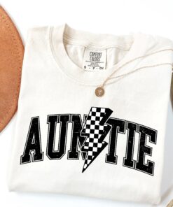 funny aunt shirt for cool aunts personalized auntie gifts sister gifts birthday gift unique mom life shirt ffnzn