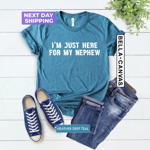 funny aunt shirt im just here for my nephew cute t shirt gift for aunts birthday christmas mothers day m0iwl