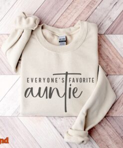 funny aunt sweatshirt for favorite auntie birthday gift and pregnancy announcement unique aunt to be crewneck ipr3p