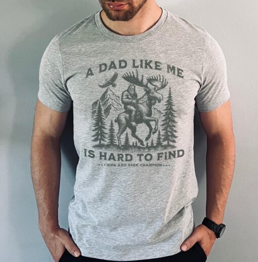 funny bigfoot dad shirt for men a dad like me is hard to find sasquatch t shirt unique fathers day gift idea 0kp4p