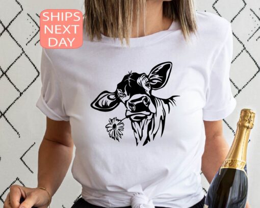 funny cow shirt for cow lovers cute animal t shirt farming mom tee country farm girl gift farmers mom top