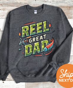 funny dad fishing sweatshirt reel great dad crewneck lake shirt unique gifts for fisherman dads dl3g3