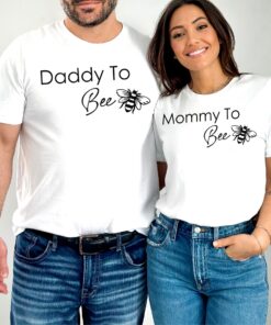 funny daddy and mommy to bee shirts for pregnancy reveal matching couple shirts baby shower gifts f7pmn