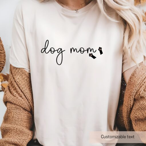 funny dog mom shirt cute dog owner tee for dog lovers personalized gifts for dog and cat moms dfko7