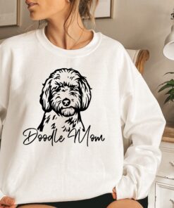 funny doodle mom t shirt for dog owners personalized doodle mama tee unique gift for doodle moms and dog lovers tj2xg