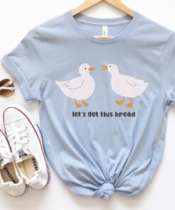 funny duck shirt for bird lovers cottagecore spring tee nature aesthetic goose and duck design birder t shirt dcdjy