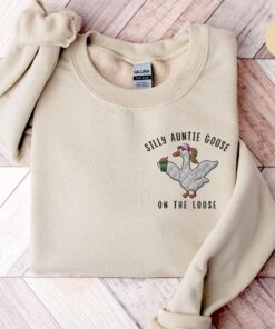 funny goose lover sweatshirt for aunts cool aunts club crewneck embroidered auntie shirt pregnancy announcement gift mvwft